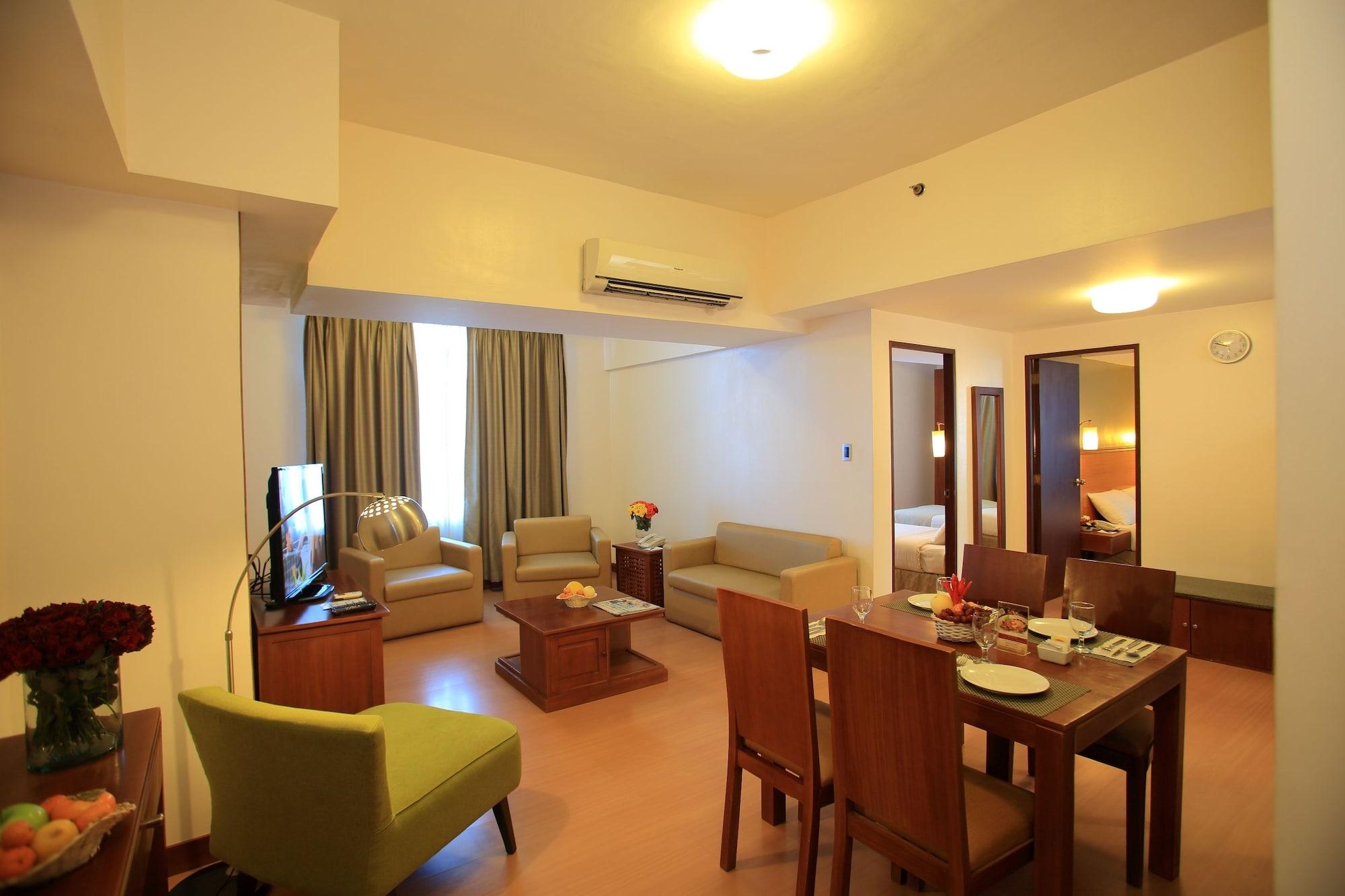 The Malayan Plaza Hotel Pasig City Kültér fotó