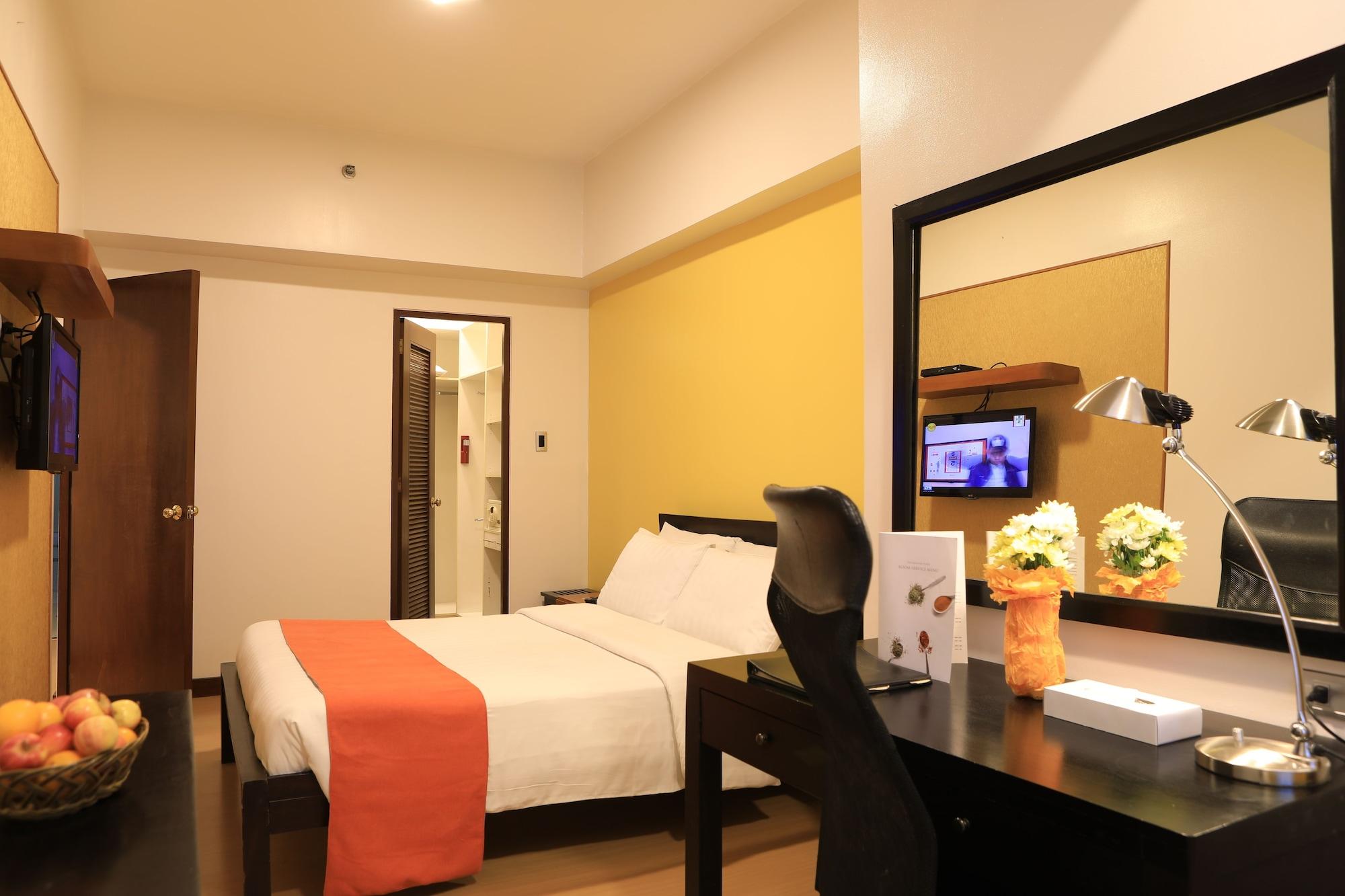 The Malayan Plaza Hotel Pasig City Kültér fotó